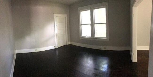 Building Photo - 202 Filhiol Ave