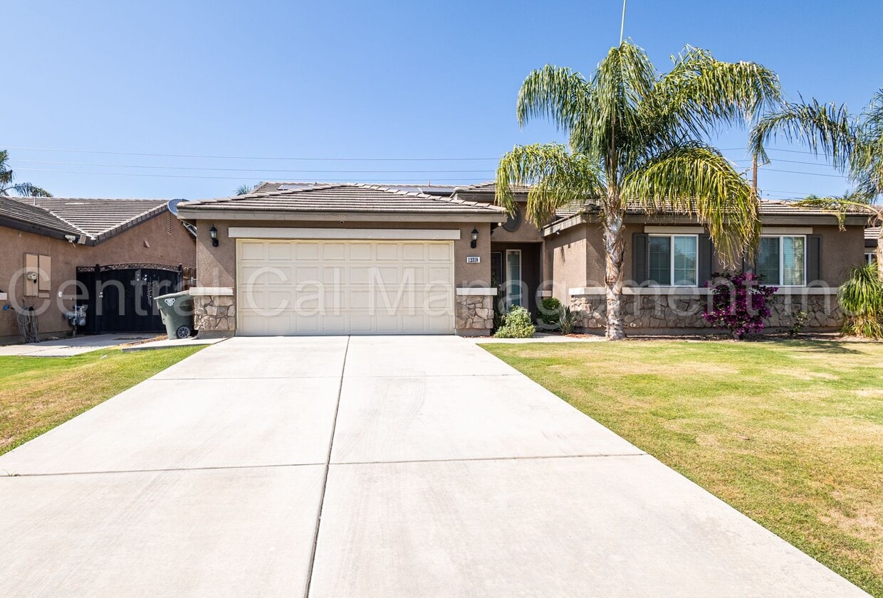 Primary Photo - 4 Bedroom/2 Bath Home with Solar - $2695 p...