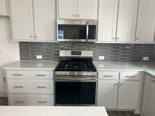 Foto del edificio - 3 Bedroom Townhome in Frisco