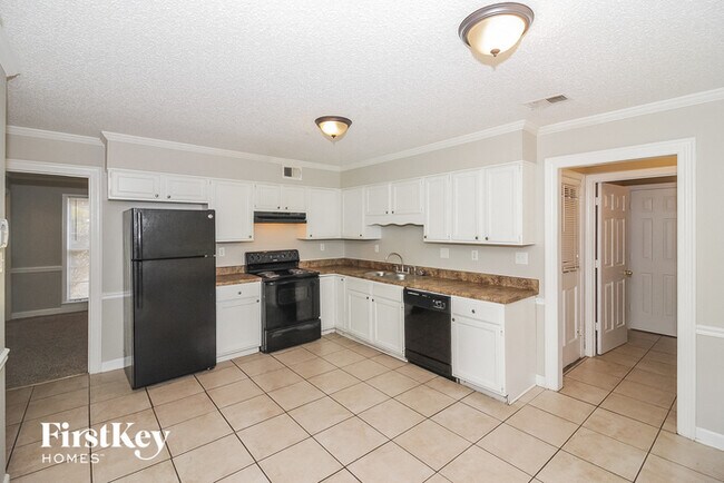 Foto del edificio - 4379 Richwood Pl