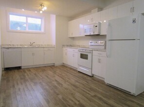 Building Photo - 109 Heritage Dr