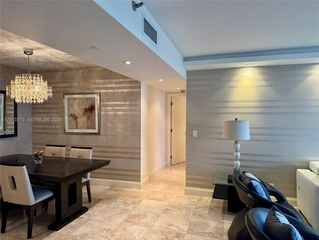 Foto del edificio - 1000 W Island Blvd