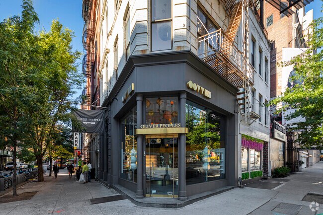 Building Photo - 505 Broome St
