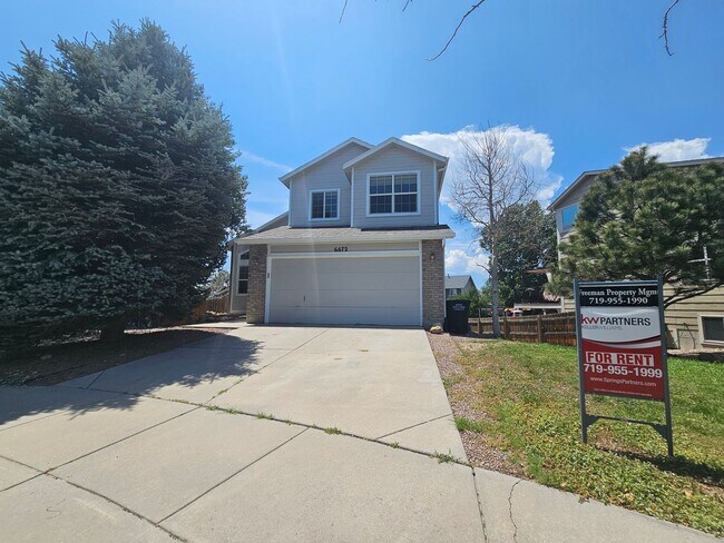 Foto del edificio - 3 Bed 3 bath house in Bridle Pass!