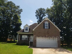Building Photo - 6015 Boxer Pl