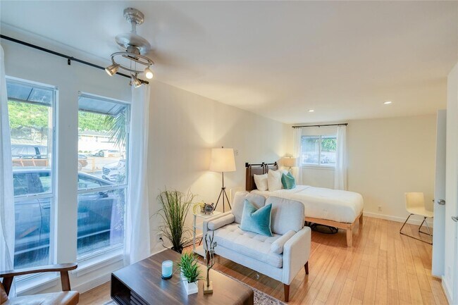 Foto del edificio - 2526 Durwood St