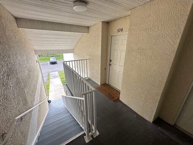 Foto del edificio - Second Floor 2 Bedroom, 2 Bath in Orlando ...