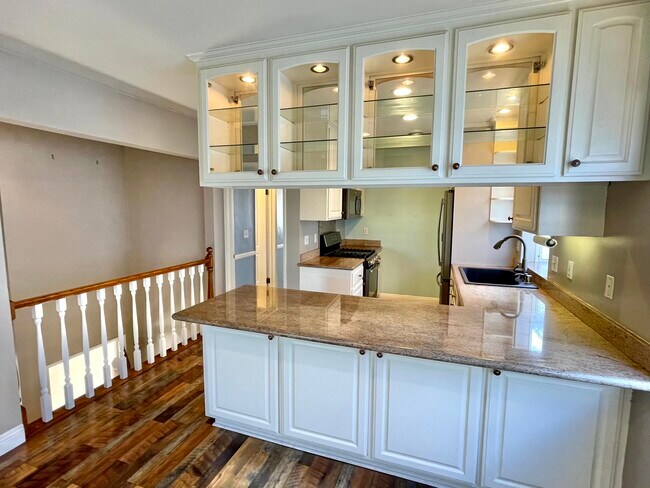 Foto del edificio - 912 N Prospect Ave