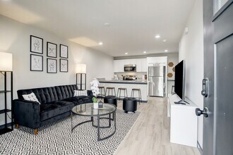 Building Photo - 3448 Elgin St