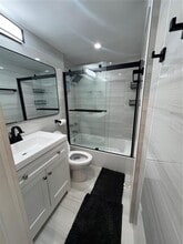 Building Photo - 255 W 24th St