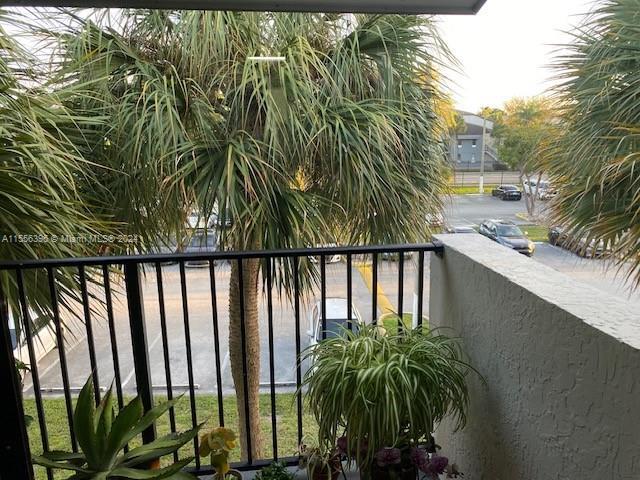 Foto del edificio - 7195 NW 179th St