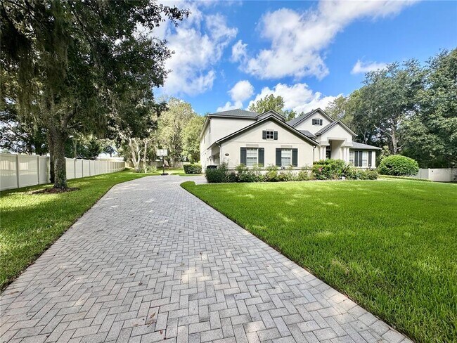 Foto del edificio - 2797 Tree Meadow Loop