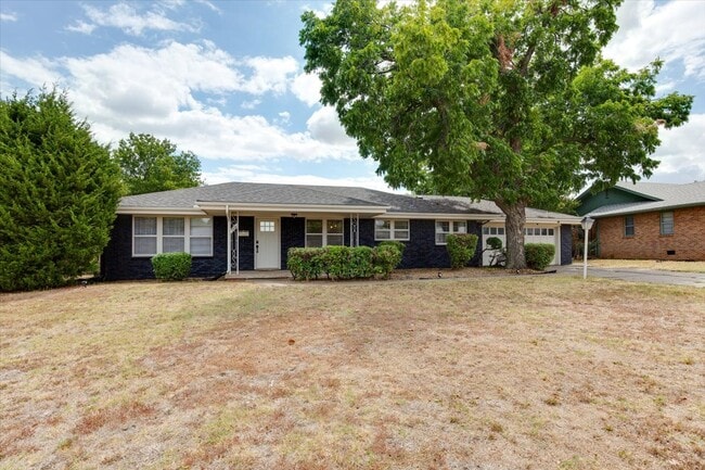 Building Photo - 3308 NW Atlanta Ave