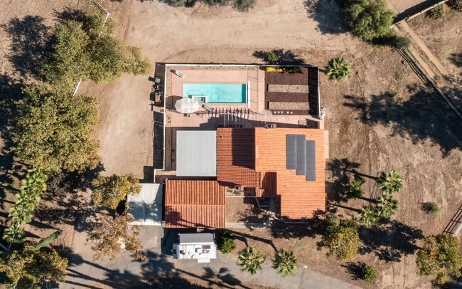 Foto del edificio - 15408 Glentree Rd