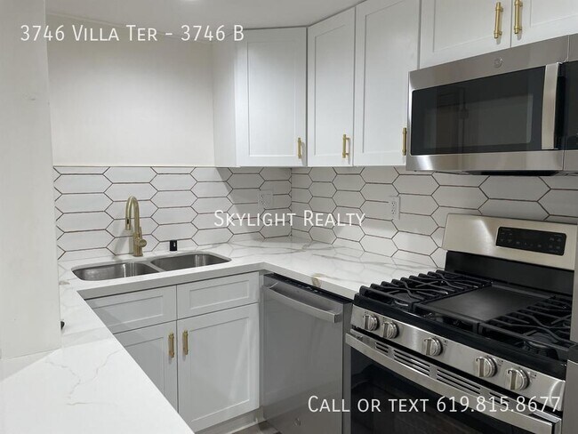 Building Photo - 3746 Villa Terrace