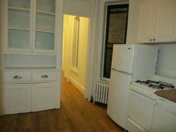 Building Photo - 437 W 36th St