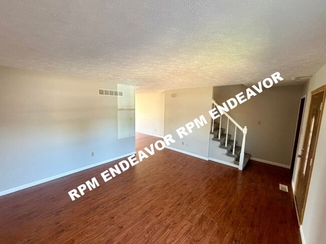 Foto del edificio - 1368 Deerfield Estates Dr