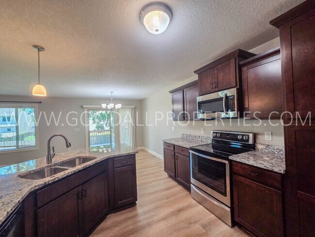 Foto del edificio - 885 Northview Dr