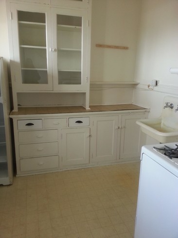 Foto del edificio - 215 E 18th St