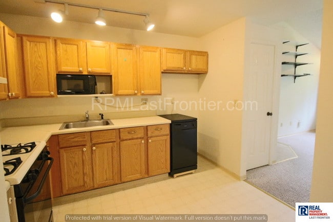 Building Photo - 4302 Reka Dr