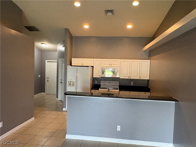 Foto del edificio - 709 SE 7th St