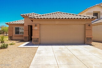 Building Photo - 4147 E Sierrita Rd