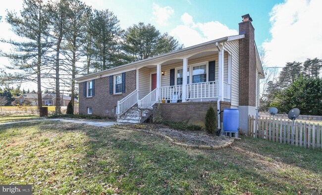 Building Photo - 31182 Catharpin Rd