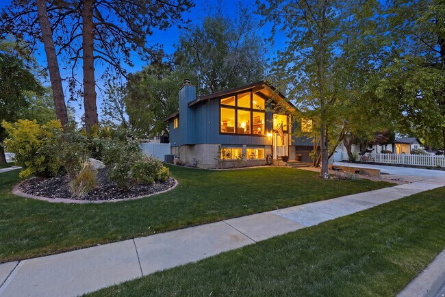 Foto del edificio - 9107 S Peach Blossom Dr