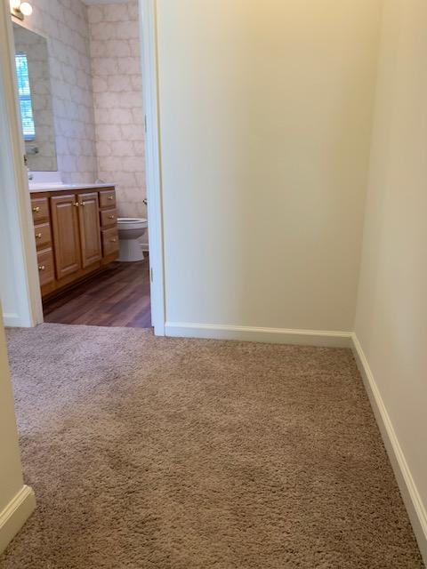 Foto del edificio - 1705 Monument Ln