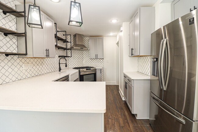 Building Photo - Remodeled Ranch Home in Biddleville!