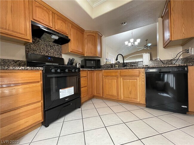 Building Photo - 7227 Magic Moment Ln
