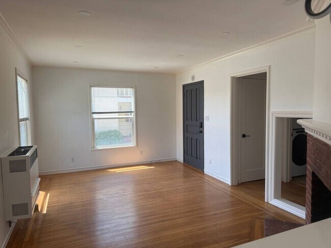 Foto del edificio - 1br - 700ft2 - Charming 8-unit apartment building. Walk to N. Berkeley BART