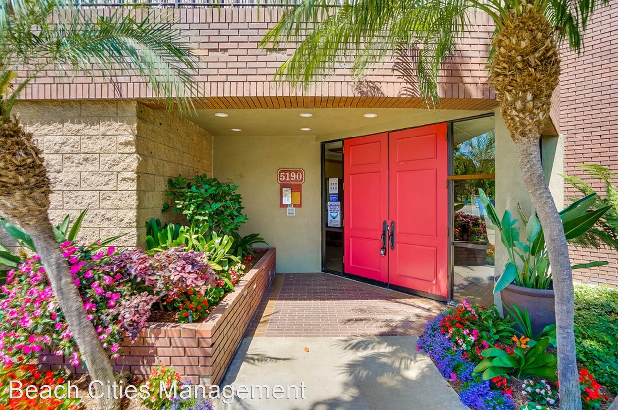 Primary Photo - 5190 E Colorado St