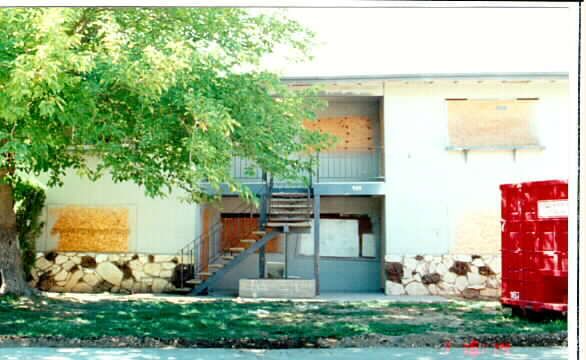 Building Photo - 3355 Lerwick Rd
