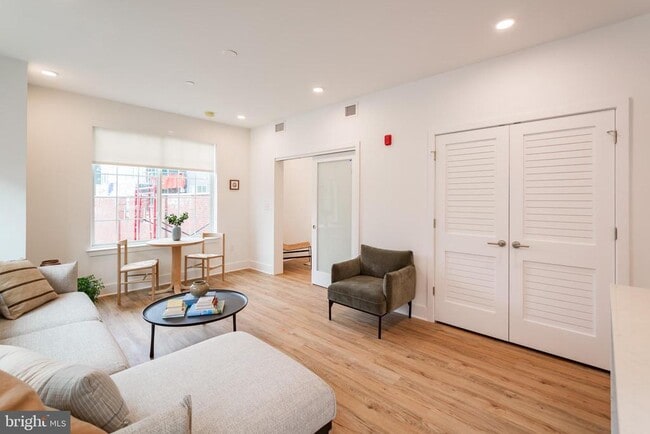 Foto del edificio - 2101 Washington Ave