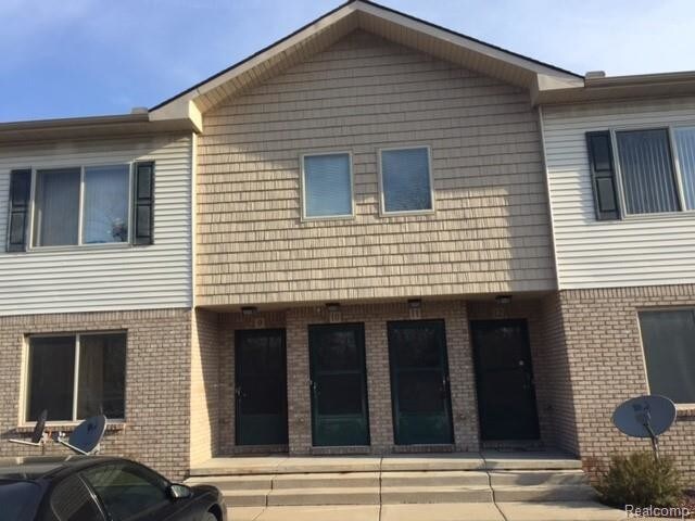 Primary Photo - 11 Eden Park Dr