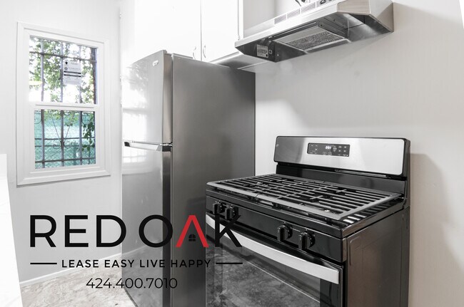 Foto del edificio - Move-in Special! Spacious One Bedroom with...