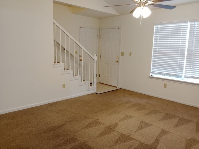 Building Photo - 4414-4416-4416 Cheryl Ct