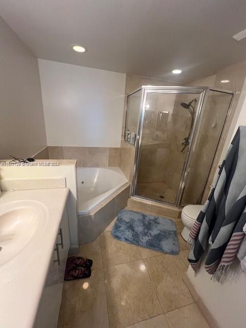 Foto del edificio - 7900 Harbor Island Dr