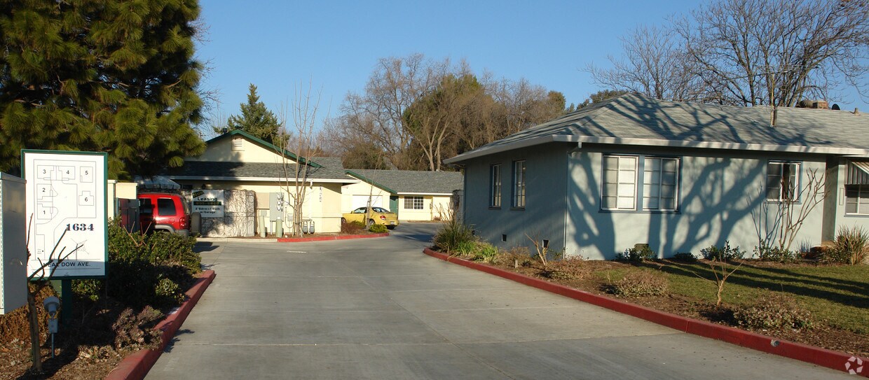 Building Photo - 1634 Neal Dow Ave