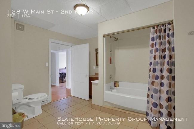Building Photo - 2 bedroom in downtown Mechanicsburg