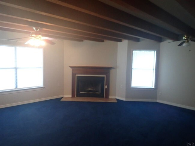 Foto del edificio - 2830 Hidden Springs Cir
