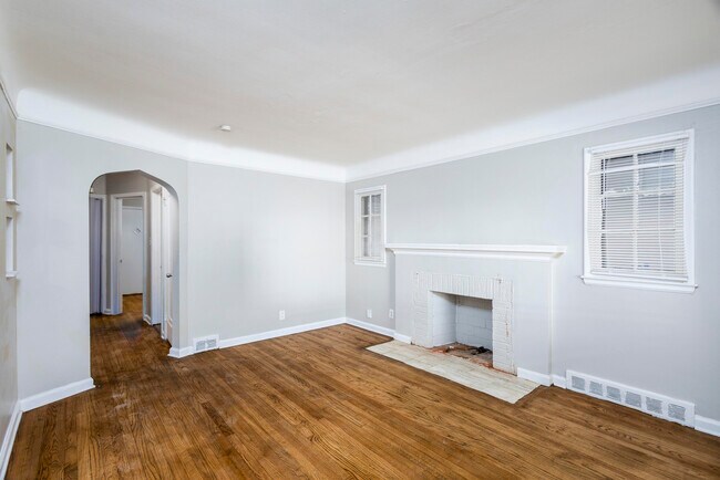 Foto del edificio - 10724 McKinney St