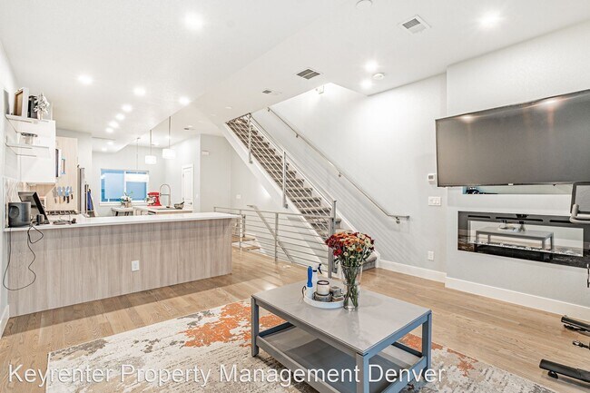 Foto del edificio - 3 br, 2 bath House - 1279 Osceola St.
