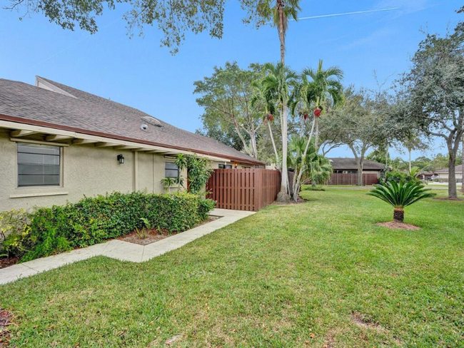 Foto del edificio - 11438 Orange Blossom Ln