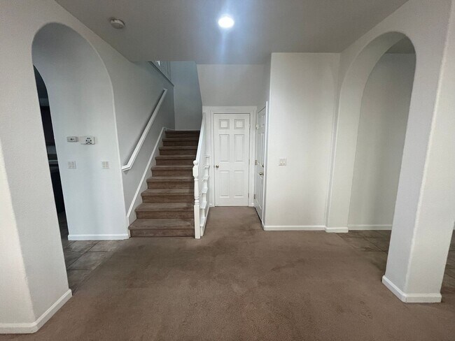 Foto del edificio - 6 Bedroom, 3 Bathroom Executive Anatolia H...