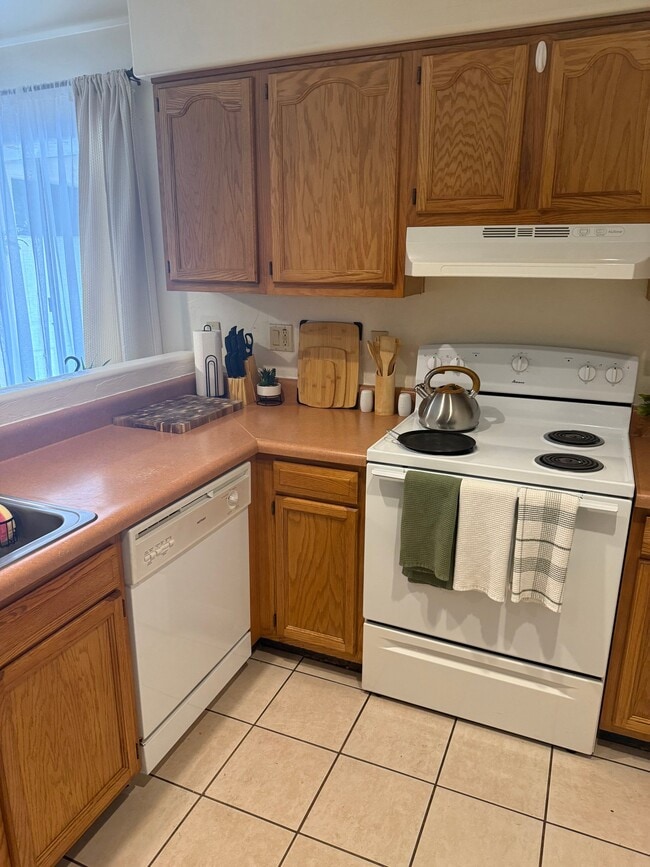 Foto del edificio - 2536 N Corinthian Garden Dr