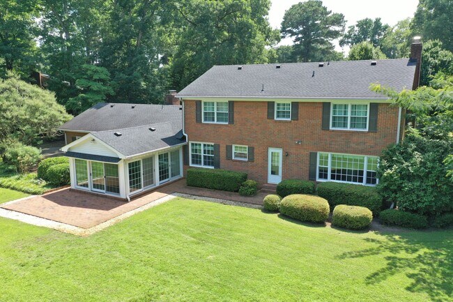 Building Photo - 4300 Alfriends Trail