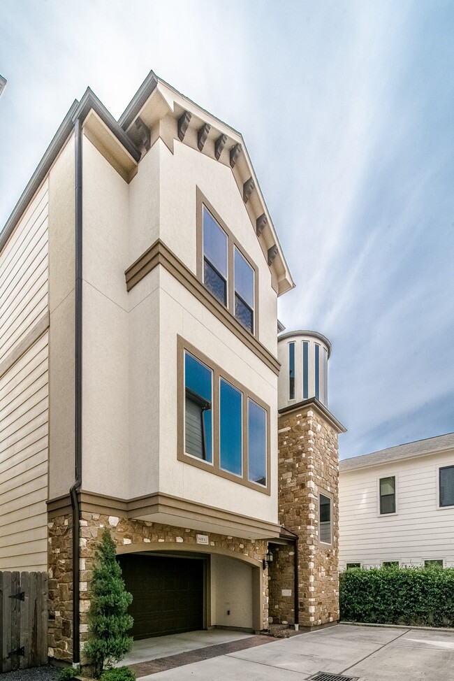 Building Photo - 1610 Knox St