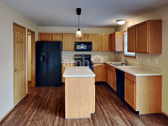 Building Photo - 2456 Long Bow Avenue